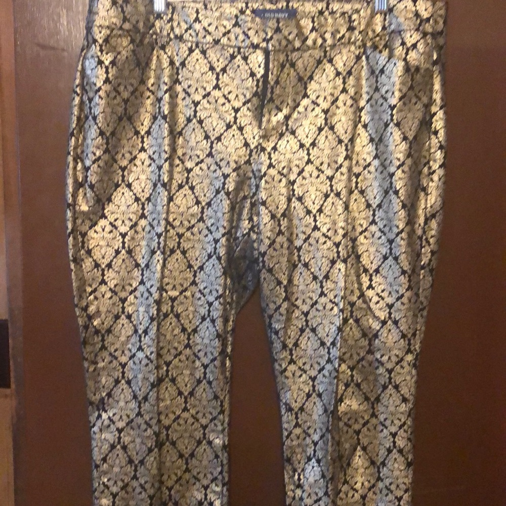 Old Navy Pixie Pant